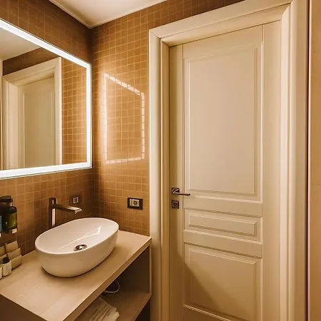 Sanfelice 33 Luxury Suites-3